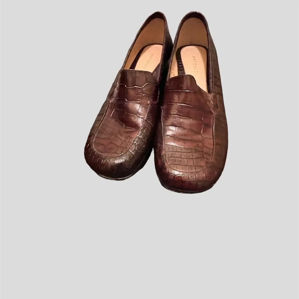 Antonio Melani slip on brown croc patterns size 6.5M